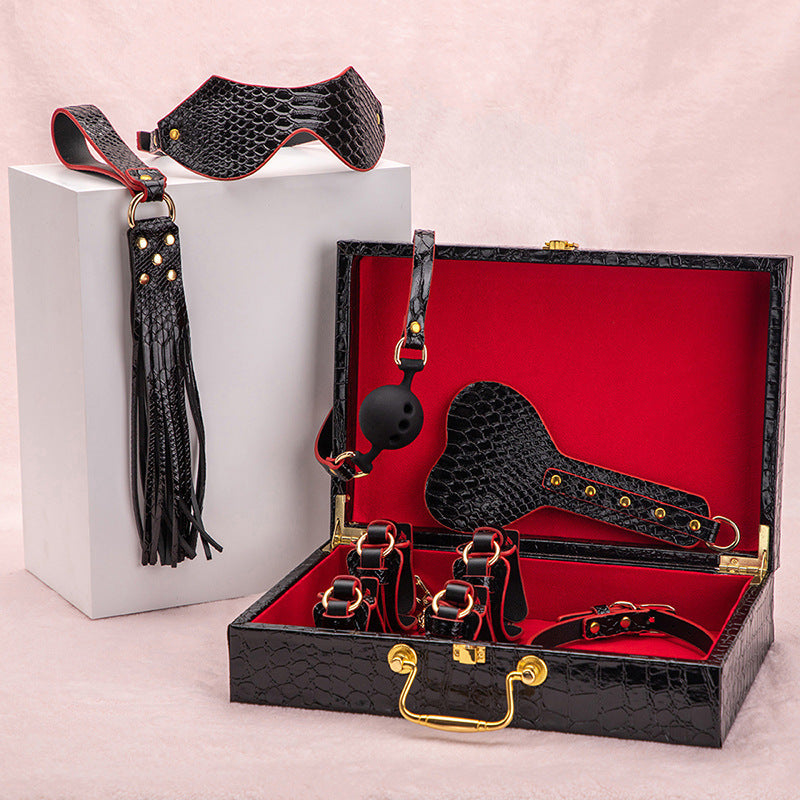 Collar Handcuffs Binding Comfort Set – Bondage & Restraints
