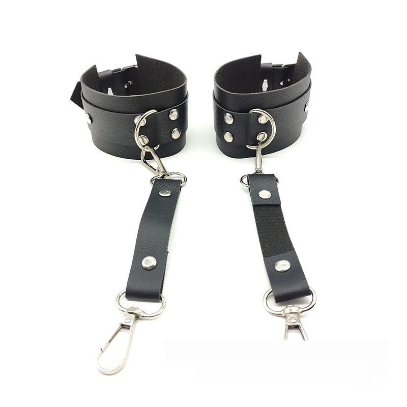 Serenelle™ Wireless Bondage Strap – Leather for Fantasy Roleplay – Bondage & Restraints